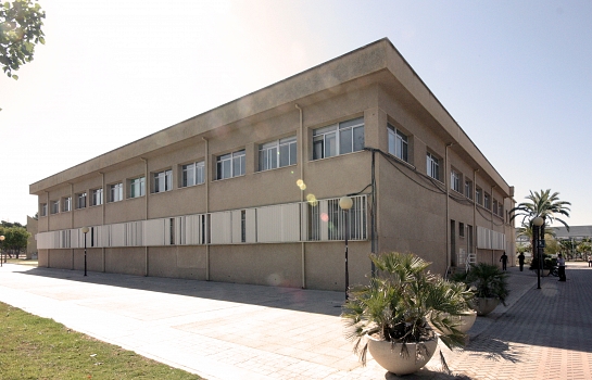 Reforma de la antigua Facultad de Educación - Edificio 24 . San Vicente del Raspeig . Alacant . España