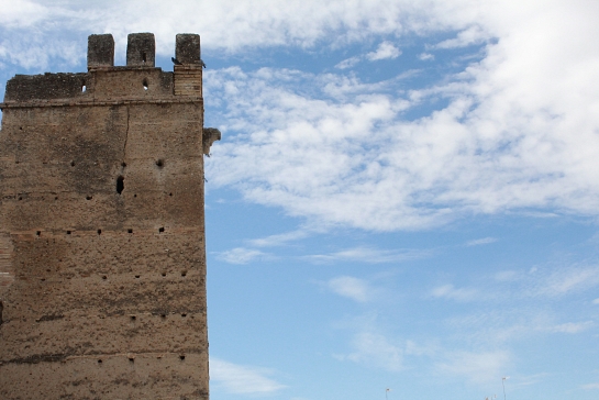 Intervención en el entorno de la Muralla Almohade . Palma del Río . Córdoba . España