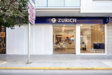 Oficina de Seguros Zurich . Villena . Alacant . España