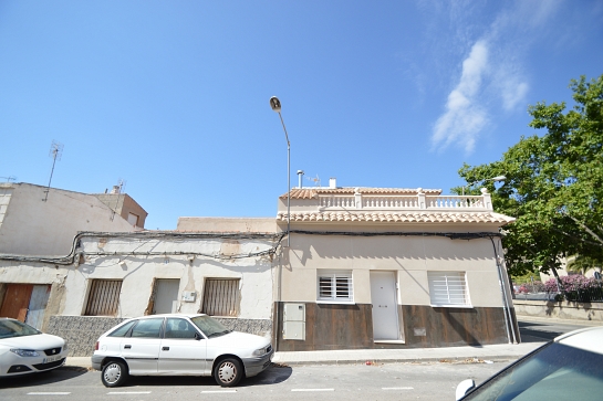 Casa ampliada . Elda . Alacant . España