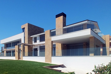 CASA JUNTO AL MAR . Puig . València . España