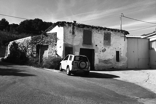 Vivienda como límite urbano . Cocentaina . Alacant . España . 2012