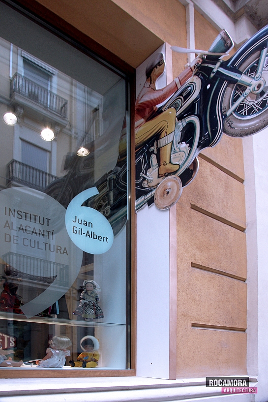 Exposición temporal 'Joguets, un siglo de historia del juguetes en Alicante' . Alicante . Alacant . España
