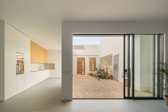 Rehabilitación de Casa en el Cabanyal . Valencia . València . España