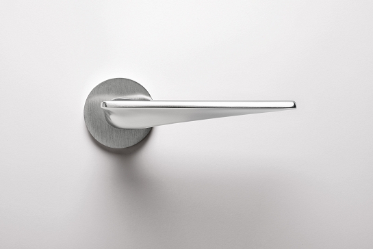 OLIVARI - Manilla TWIST - Ben van Berkel.