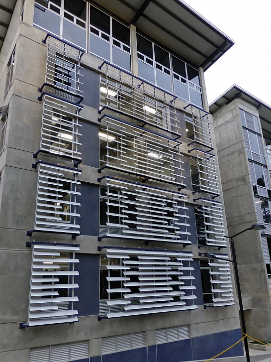 CELOSÍAS O-210 PARA PROTEGER UNA UNIVERSIDAD