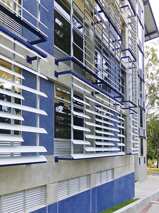 CELOSÍAS O-210 PARA PROTEGER UNA UNIVERSIDAD